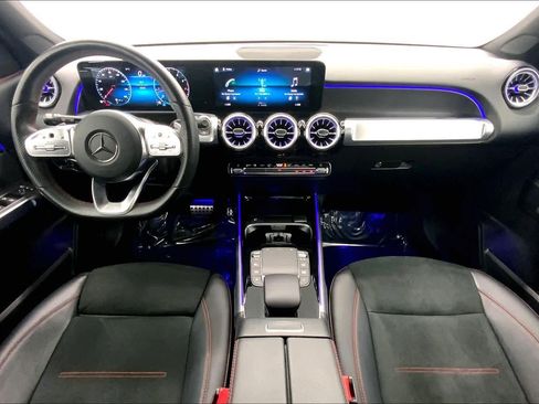 Used 2022 Mercedes-Benz GLB 250 image 18