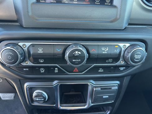 Used 2023 Jeep Wrangler Sport image 20