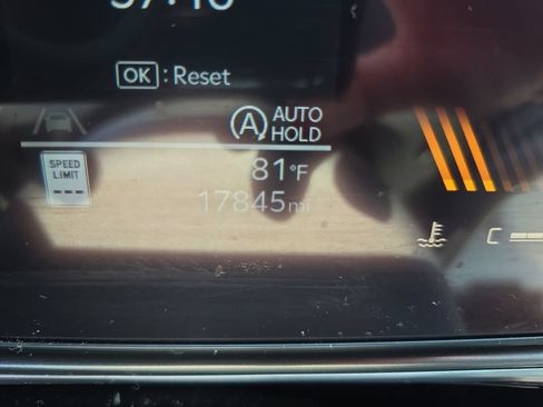 Certified 2025 Kia Sorento S w/ Panoramic Sunroof Package AWD/4WD image 16
