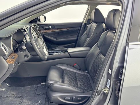 Used 2018 Nissan Maxima Platinum image 16