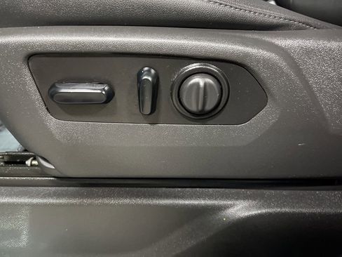 Used 2021 GMC Sierra 1500 SLT image 26