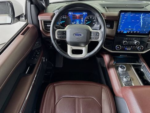 Used 2024 Ford Expedition Max Limited AWD/4WD image 22