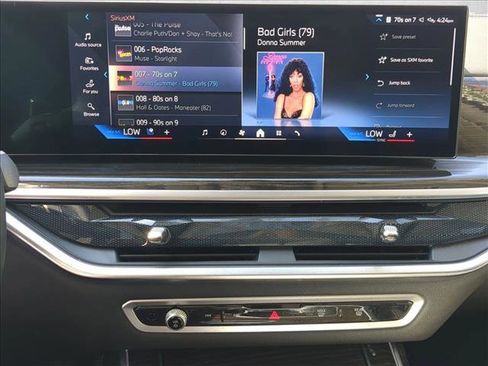 Used 2024 BMW X7 xDrive40i AWD/4WD image 15