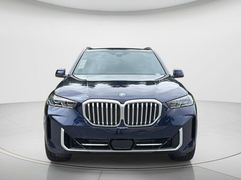 New 2026 BMW X5 xDrive50e image 13