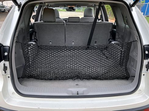 Used 2018 Toyota Highlander XLE FWD image 32