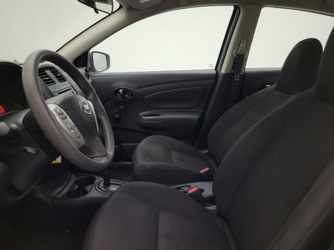 Used 2016 Nissan Versa S FWD image 17
