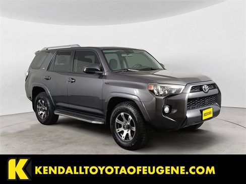 Used 2016 Toyota 4Runner SR5 image 7