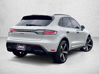 Used 2023 Porsche Macan video 2