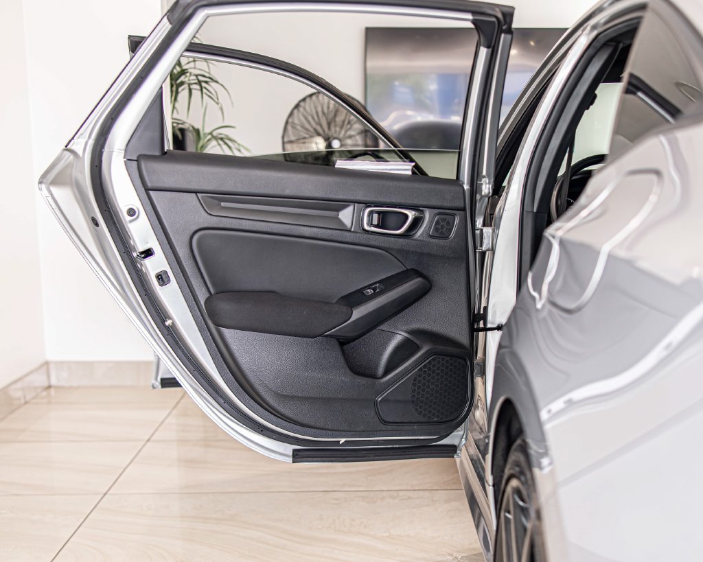 Used 2025 Honda Civic Sport image 31