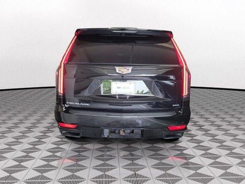 Used 2023 Cadillac Escalade ESV Sport Platinum RWD image 5