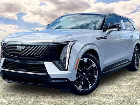 Certified 2025 Cadillac Escalade IQ Sport 2 AWD/4WD image 3