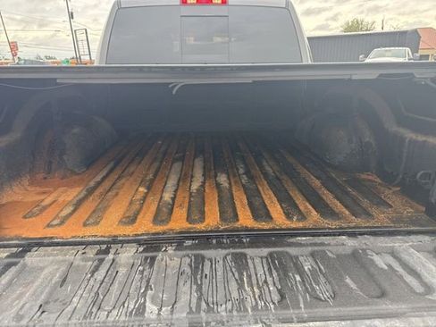 Used 2018 RAM 1500 Laramie AWD/4WD image 16