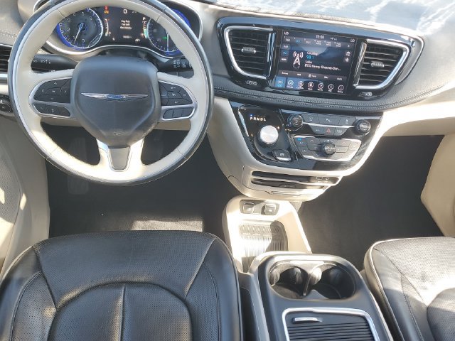Used 2019 Chrysler Pacifica Limited FWD image 12