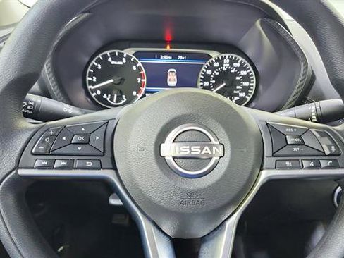 Certified 2025 Nissan Sentra SV FWD image 15