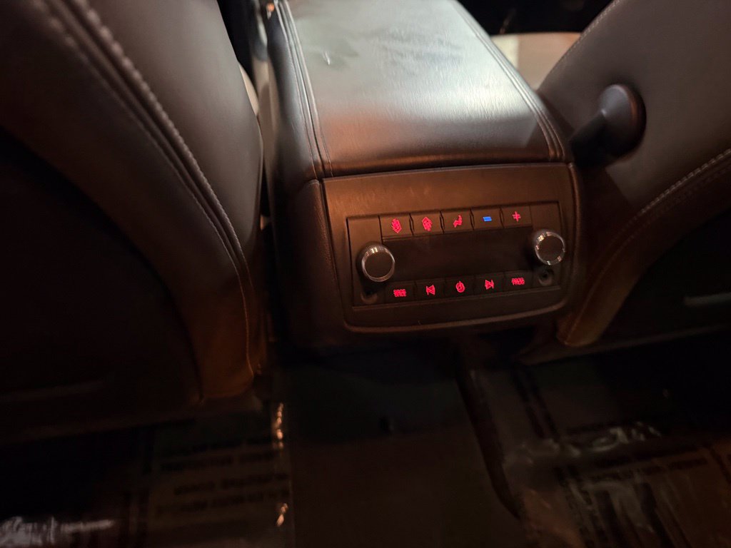 Used 2013 GMC Acadia SLT FWD image 30