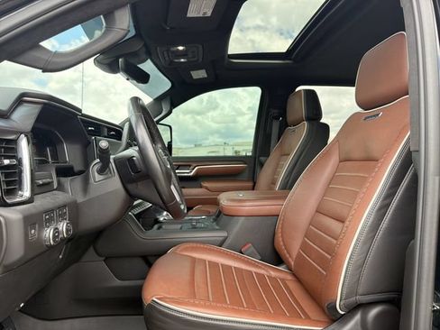 Used 2024 GMC Sierra 2500 Denali Ultimate AWD/4WD image 13