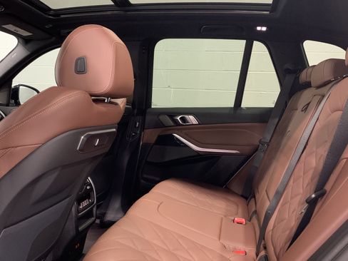 Used 2026 BMW X5 sDrive40i w/ M Sport Package RWD image 29