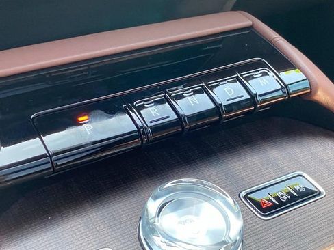 New 2026 Lincoln Navigator L Reserve AWD/4WD image 26