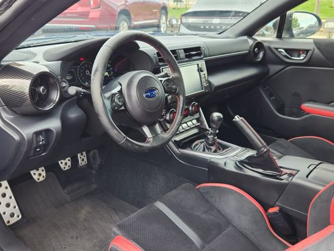 Used 2025 Subaru BRZ Limited RWD image 7