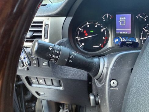 Used 2016 Lexus GX 460 w/ Premium Package image 28