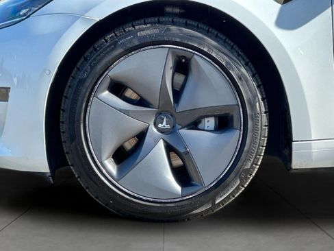 Used 2020 Tesla Model 3 Long Range AWD/4WD image 23