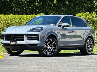 Used 2025 Porsche Cayenne video 1