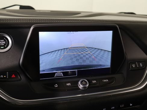 Used 2021 Chevrolet Blazer LT FWD image 6