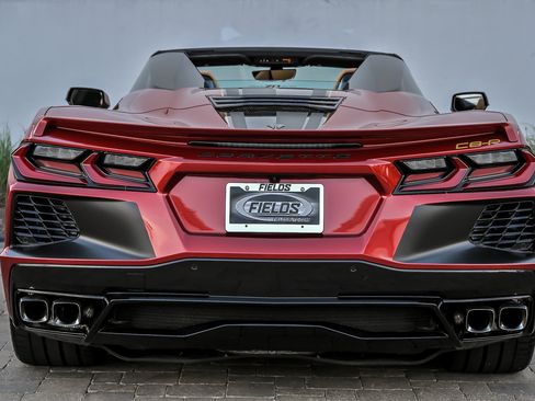 Used 2023 Chevrolet Corvette Stingray Premium Conv w/ Z51 Performance Package RWD image 18