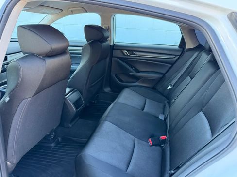 Used 2020 Honda Accord Hybrid image 18