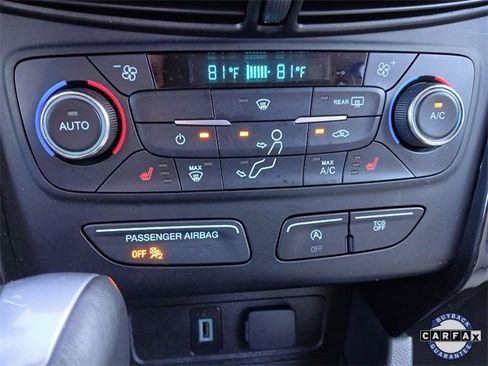 Used 2017 Ford Escape Titanium image 23