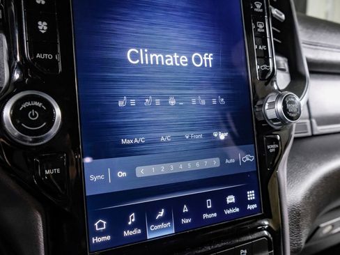 Used 2022 RAM 3500 Laramie image 28