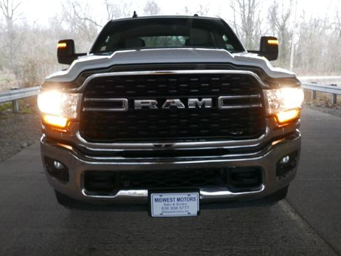 Used 2024 RAM 2500 Big Horn image 25