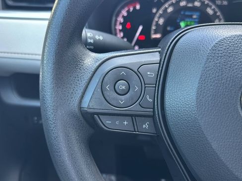 Used 2023 Toyota RAV4 XLE FWD image 18