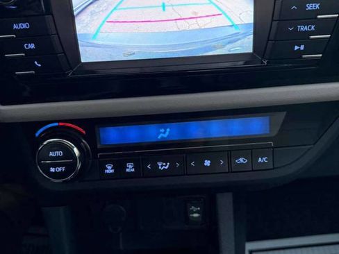 Used 2014 Toyota Corolla L image 14