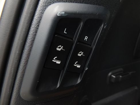 Used 2020 Lexus GX 460 Luxury w/ Luxury Sport Package AWD/4WD image 18
