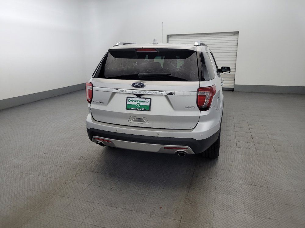 Used 2016 Ford Explorer Limited w/ Equipment Group 301A AWD/4WD image 7