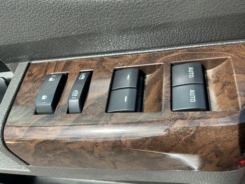 Used 2013 Ford F250 Platinum AWD/4WD image 27