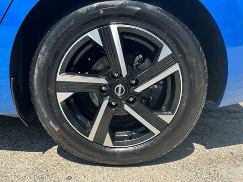 Used 2025 Nissan Sentra SV FWD image 24