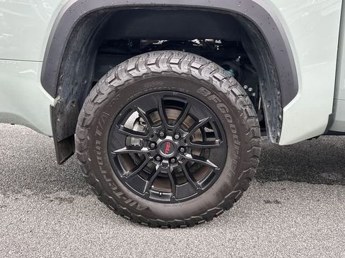 Used 2024 Toyota Tundra Limited w/ TRD Off-Road Package AWD/4WD image 17