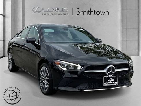 Used 2023 Mercedes-Benz CLA 250 4MATIC image 1