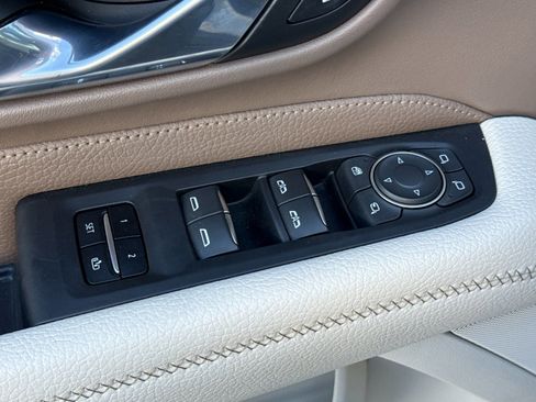 Used 2022 GMC Yukon Denali image 11