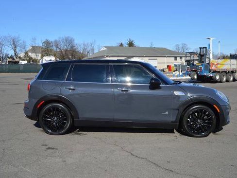 Used 2017 MINI Cooper Clubman S image 5