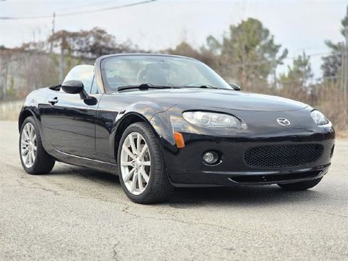 Used 2006 MAZDA MX-5 Miata Sport w/ Suspension Pkg image 9