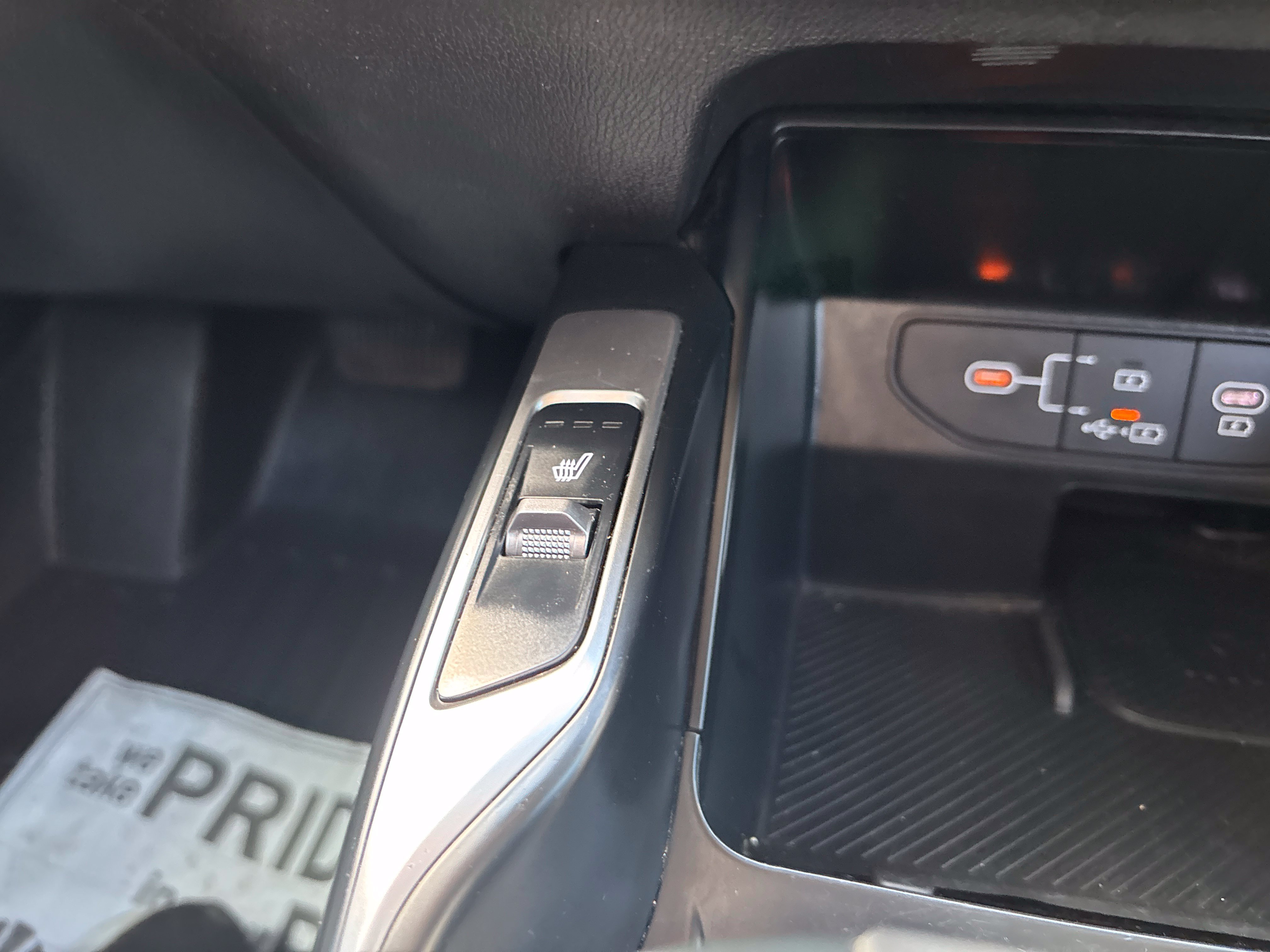 Used 2024 Kia Sorento S w/ Panoramic Sunroof Package FWD image 28