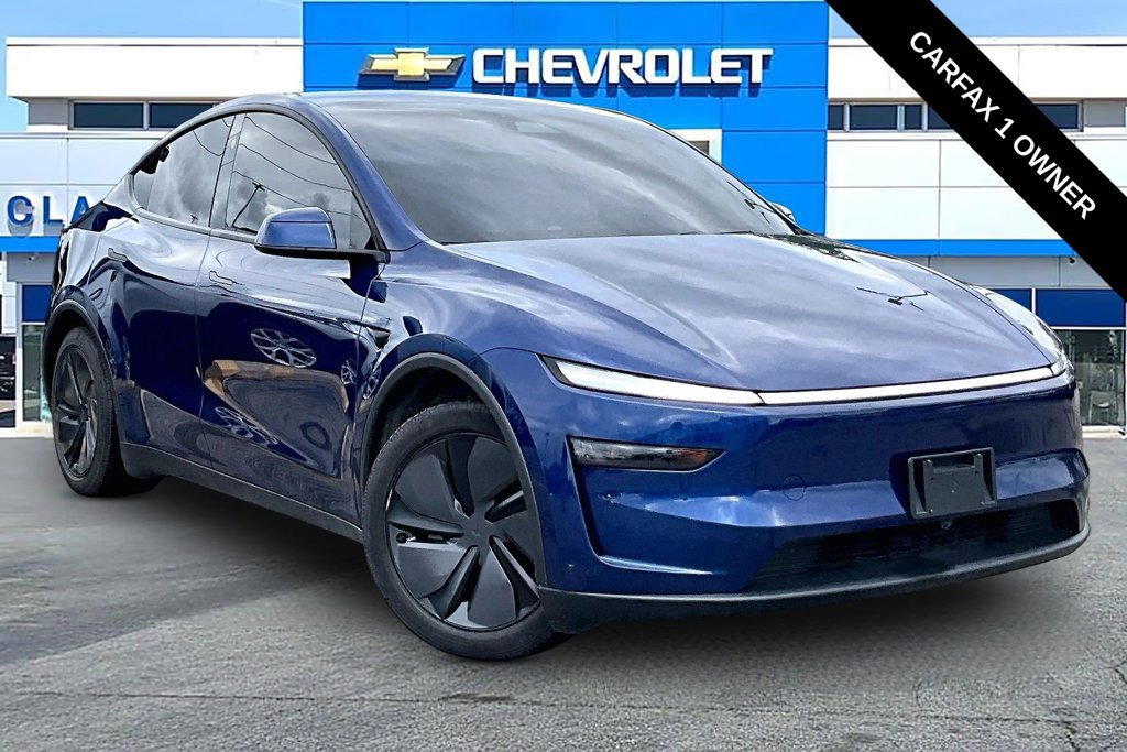 Used 2026 Tesla Model Y 2WD image 1