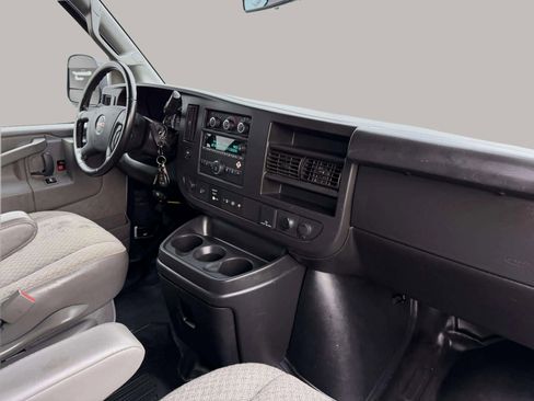 Used 2022 GMC Savana 2500 w/ Driver Convenience Package RWD image 13