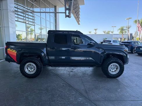 Used 2024 Toyota Tacoma TRD Off-Road w/ TRD Off Road Upgrade Package AWD/4WD image 4