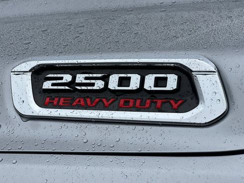 Used 2024 RAM 2500 Big Horn AWD/4WD image 13