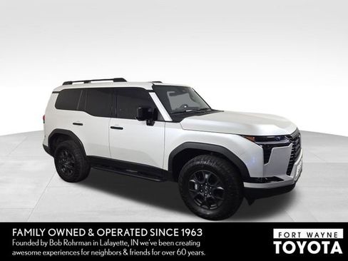 Used 2024 Lexus GX 550 AWD/4WD image 5