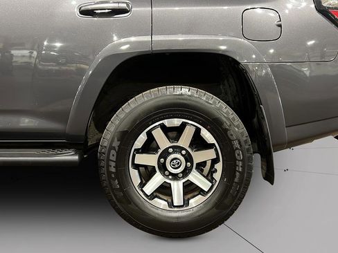 Used 2018 Toyota 4Runner SR5 image 37